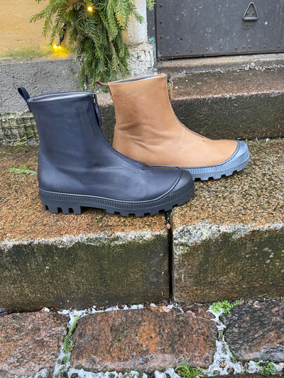 Lofina - Gasoline Ankle Boot Front Zipper Camel