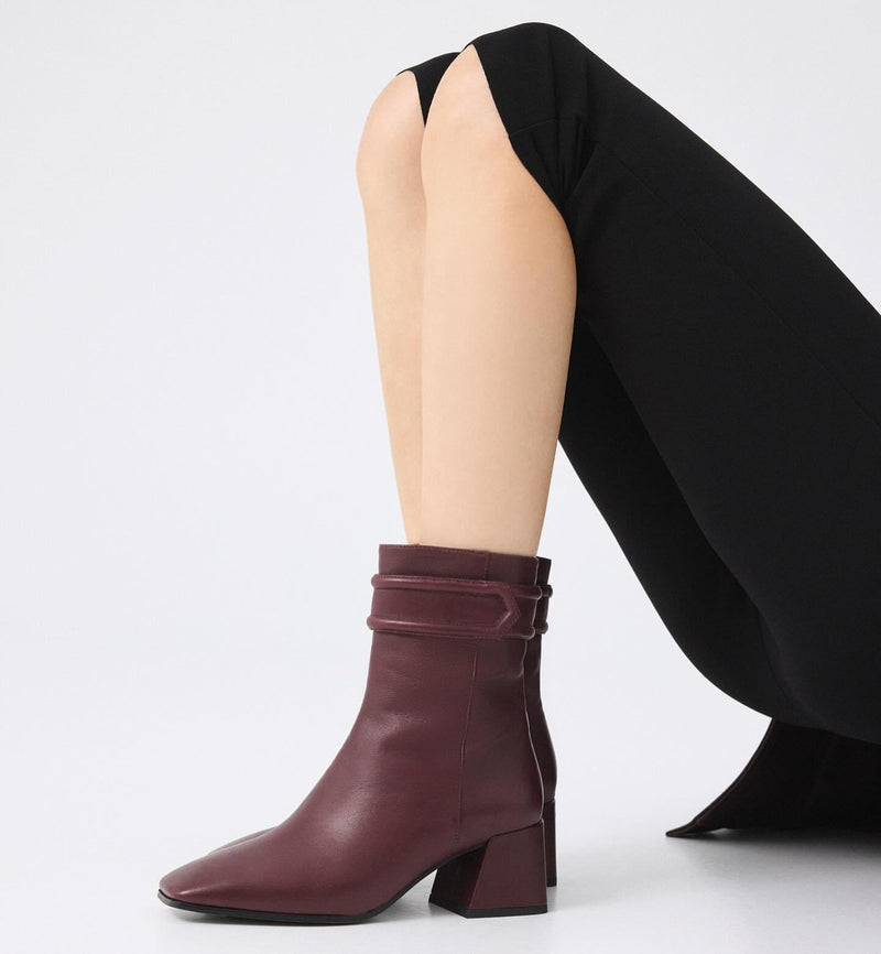 Bibi Lou - Cassandra Ankle Boot Burgundy