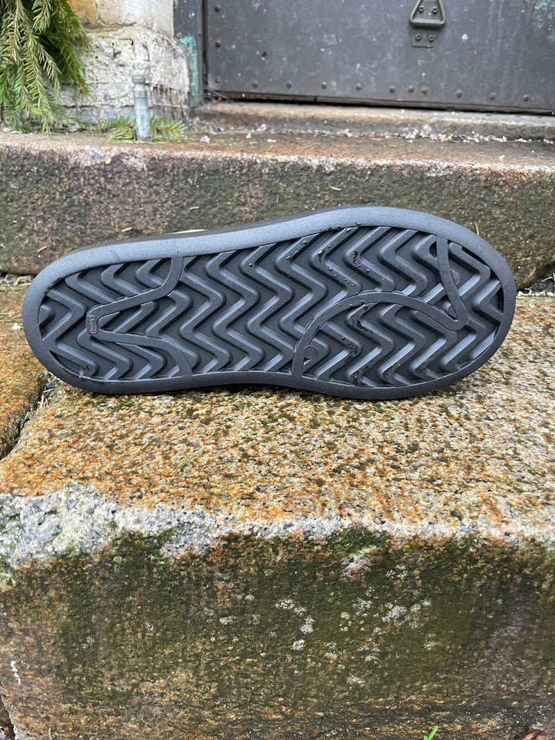 Lofina - Curl Boot With Front Zipper Latte