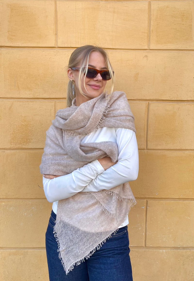 LaSalle - Cashmere Scarf Sand