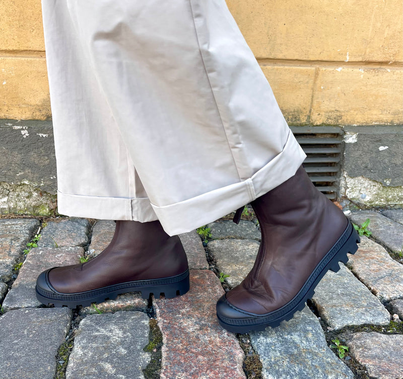 Lofina - Gasoline With Front Zipper Chocolate