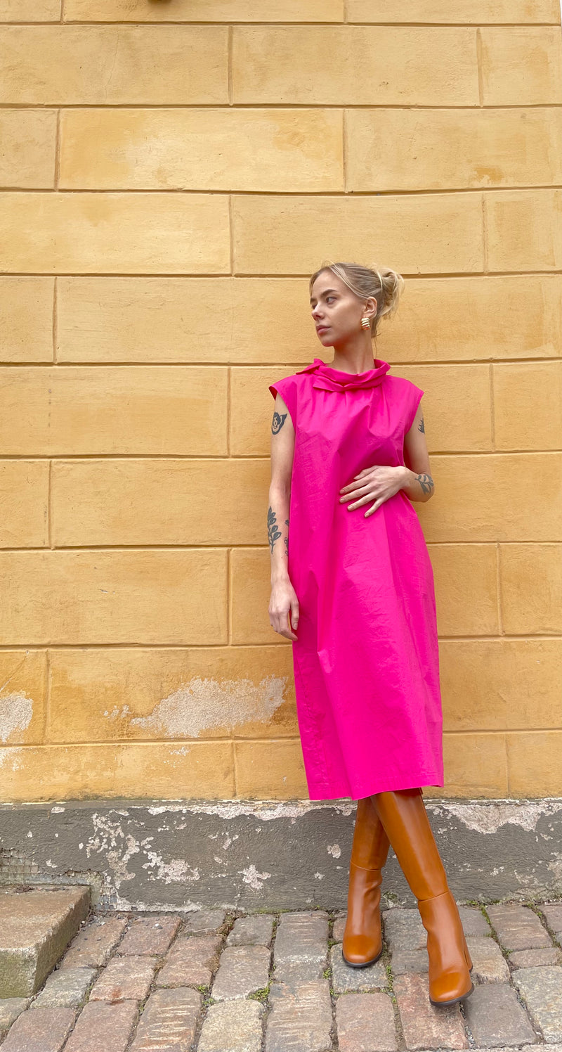 LaSalle - Linn High Neck Dress Pink