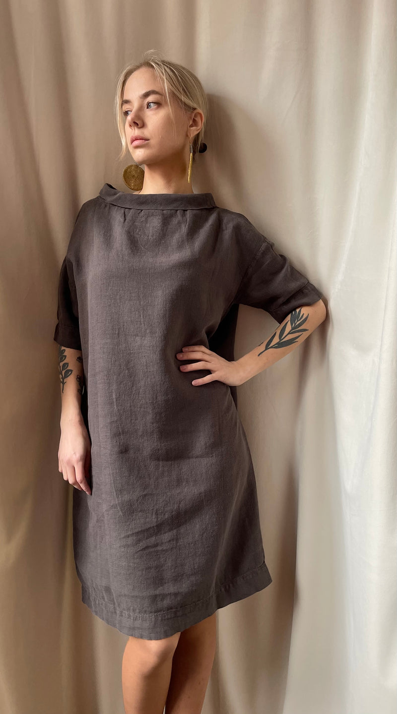By Basics - Linen Dress With Collar Black Coffee
