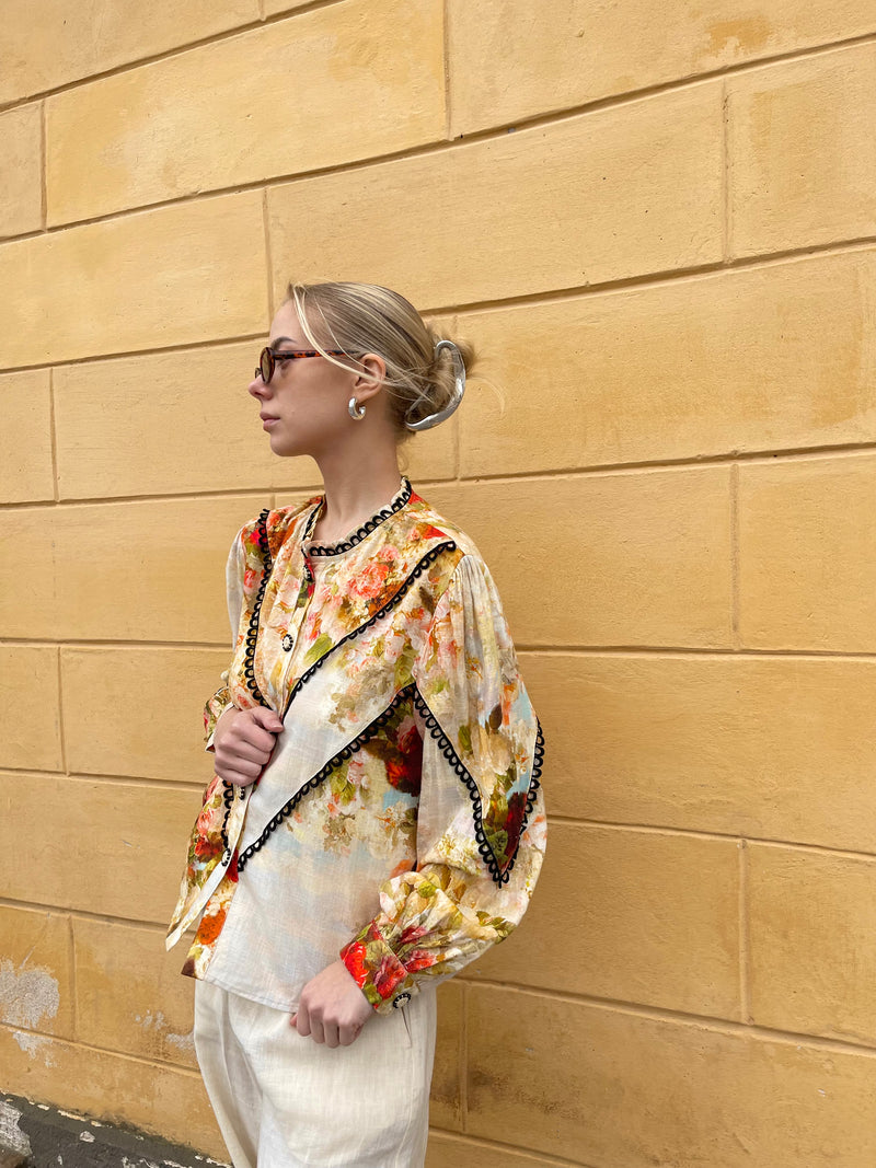 Ackleja - Victoria Flower Shirt