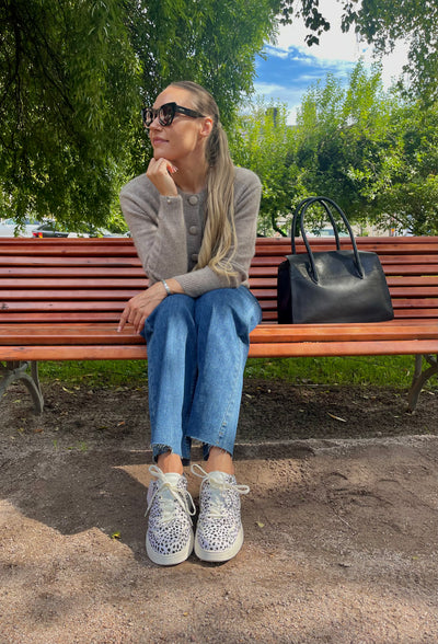 Noa Harmon – Dalia Dot Sneaker