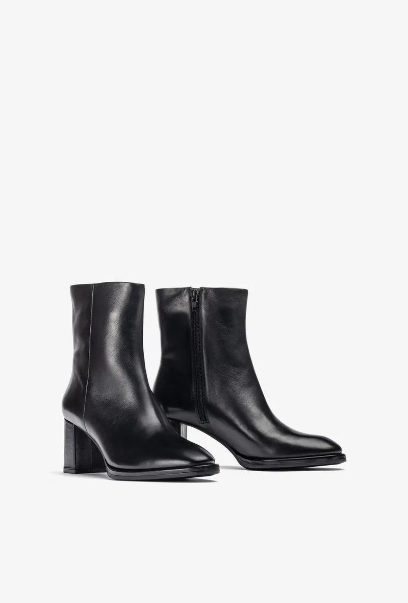 Unisa - Leather Ankle Boot Black