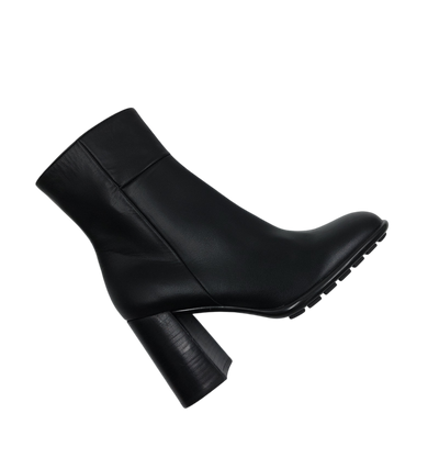 Ángel Alarcón - Anetha Heeled Ankle Boot Black