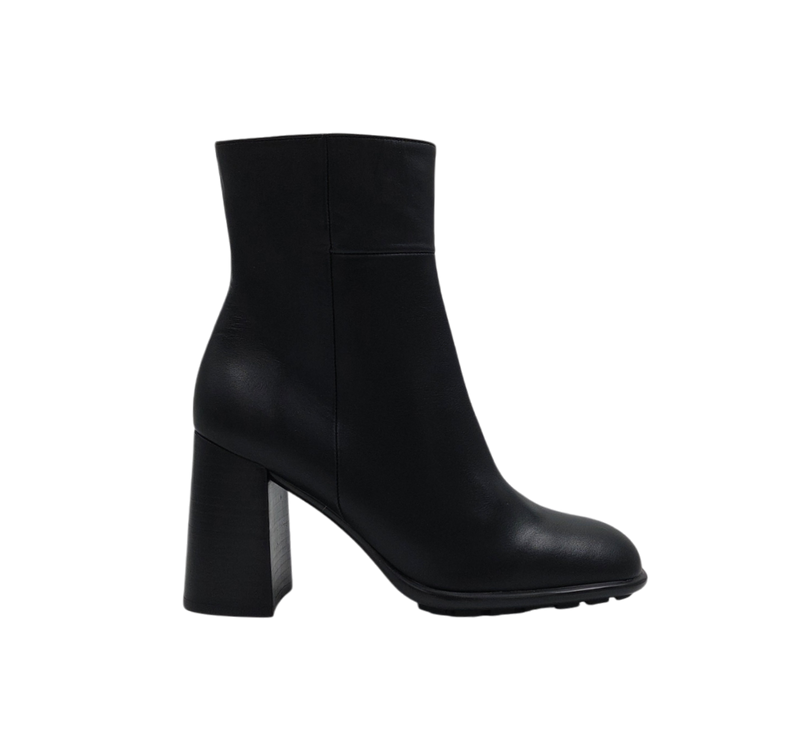 Ángel Alarcón - Anetha Heeled Ankle Boot Black